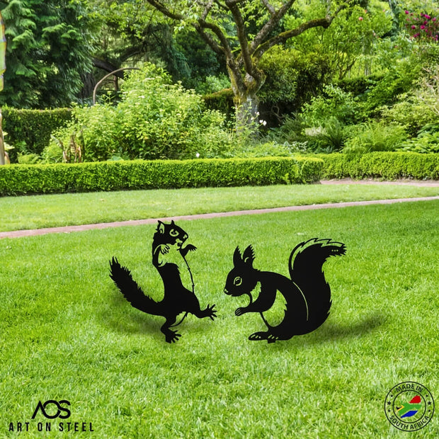 2 Naughty Squirrels Garden Décor