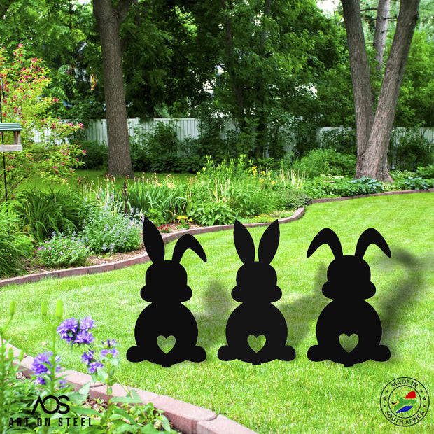3-Bunnies-Garden-Decor-SQ1